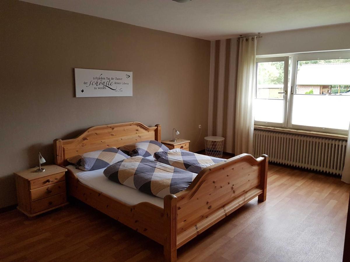 Ferienhaus Voss, 65260 Moormerland ภายนอก รูปภาพ